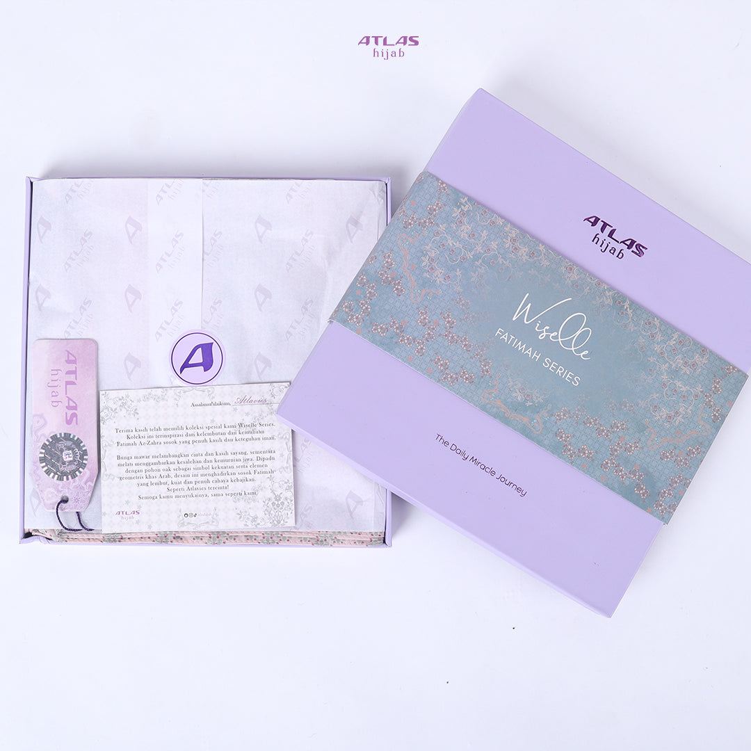 Atlas Hijab Noor Vitae Series Motif Wiselle Kerudung Segi Empat