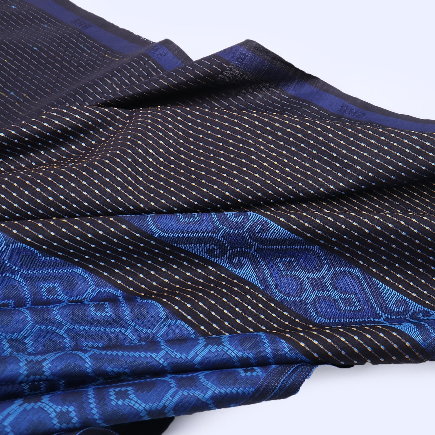 Kain Batik BHS Excellent Motif Jacquard Warna Biru Hitam