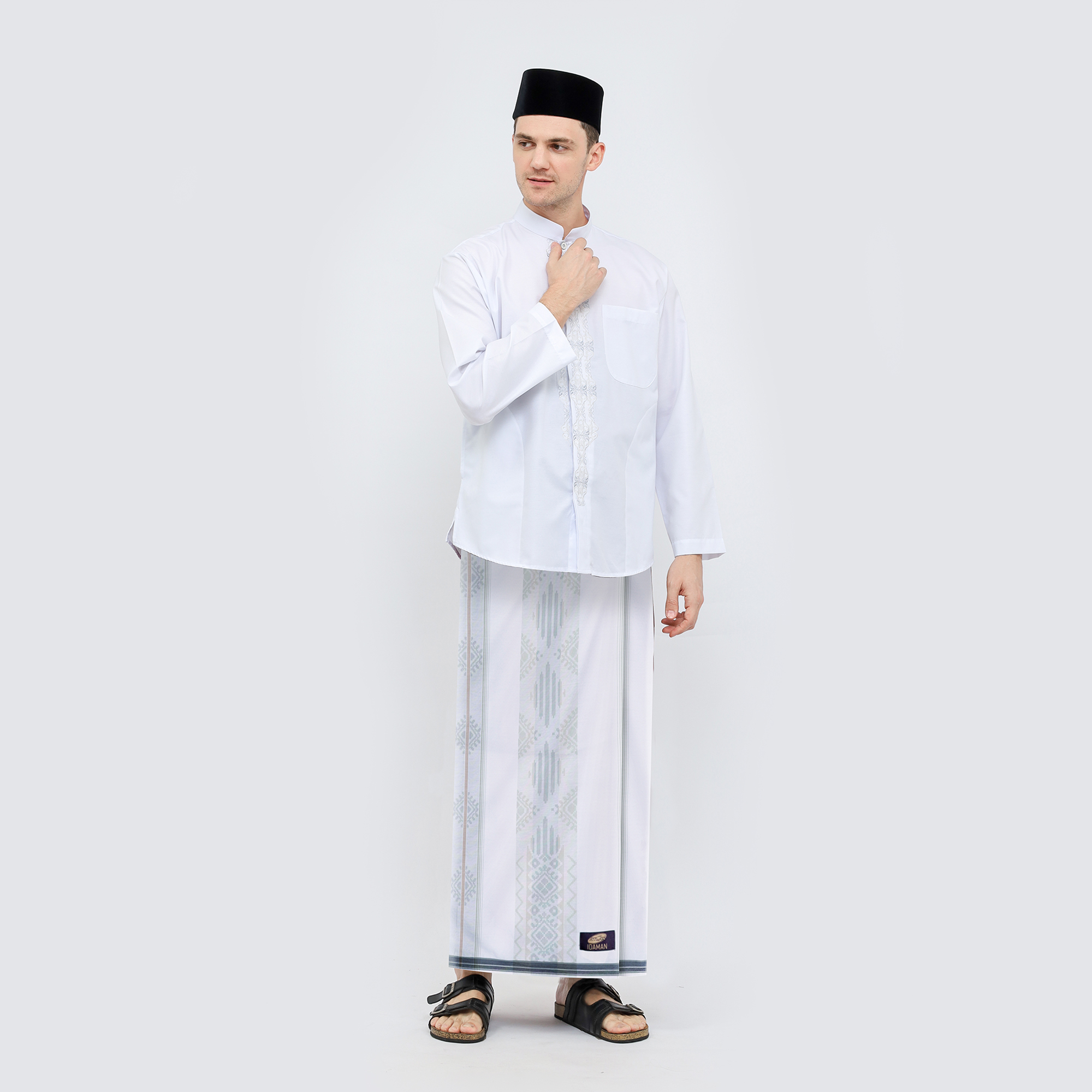 Sarung ATLAS Idaman 590 Jacquard Classic Motif A5-JPA Putih