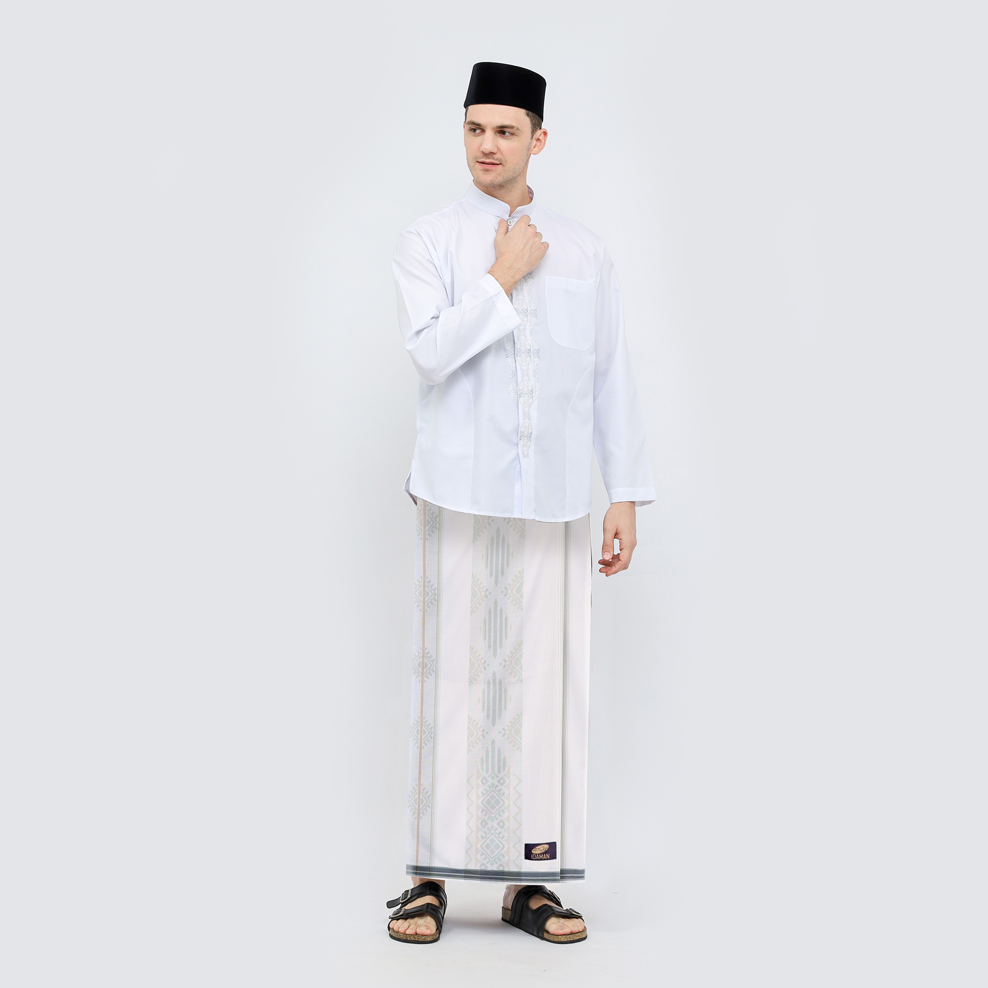 Sarung ATLAS Idaman 590 Jacquard Classic Motif A5-JPA Putih