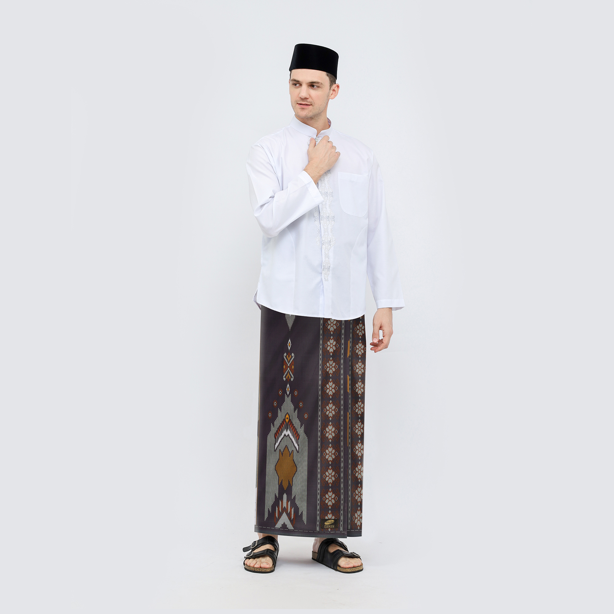 Sarung ATLAS Idaman 555 Harmoni Motif BHS MSA 01 Coklat Tua 04