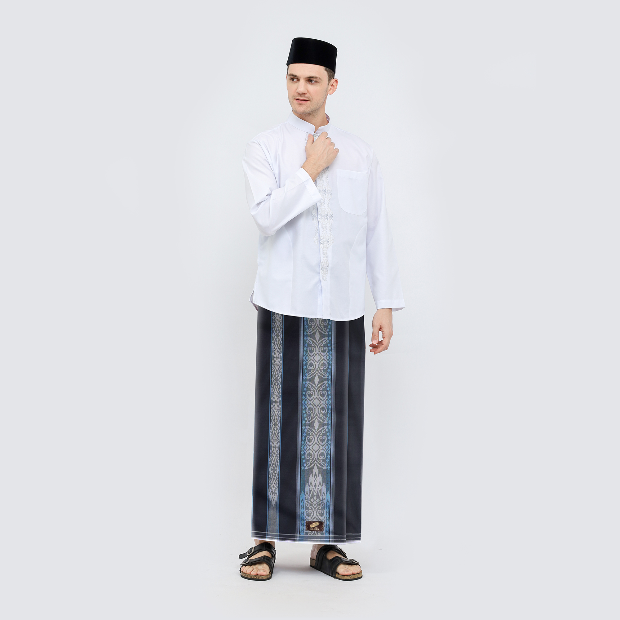 Sarung ATLAS Idaman 590 Jacquard Classic Motif A5-JPA Hitam Biru 01