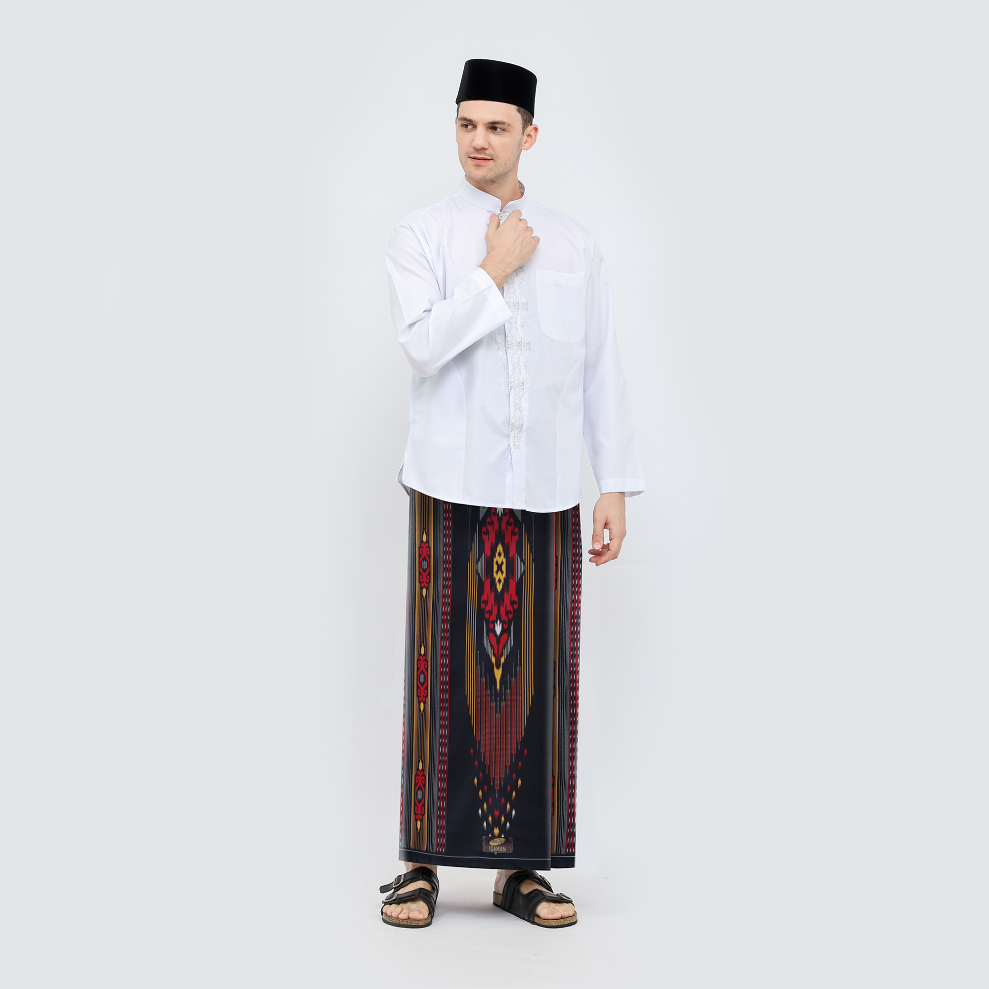 Sarung ATLAS Idaman 555 Kembang Motif BHS A5 GSG Hitam Merah 02