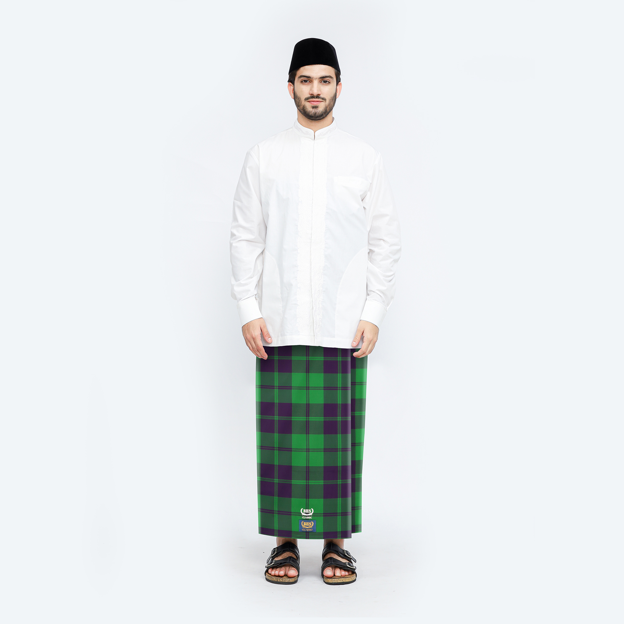 Sarung BHS Classic Gold Motif C42 KDT Hijau Besar