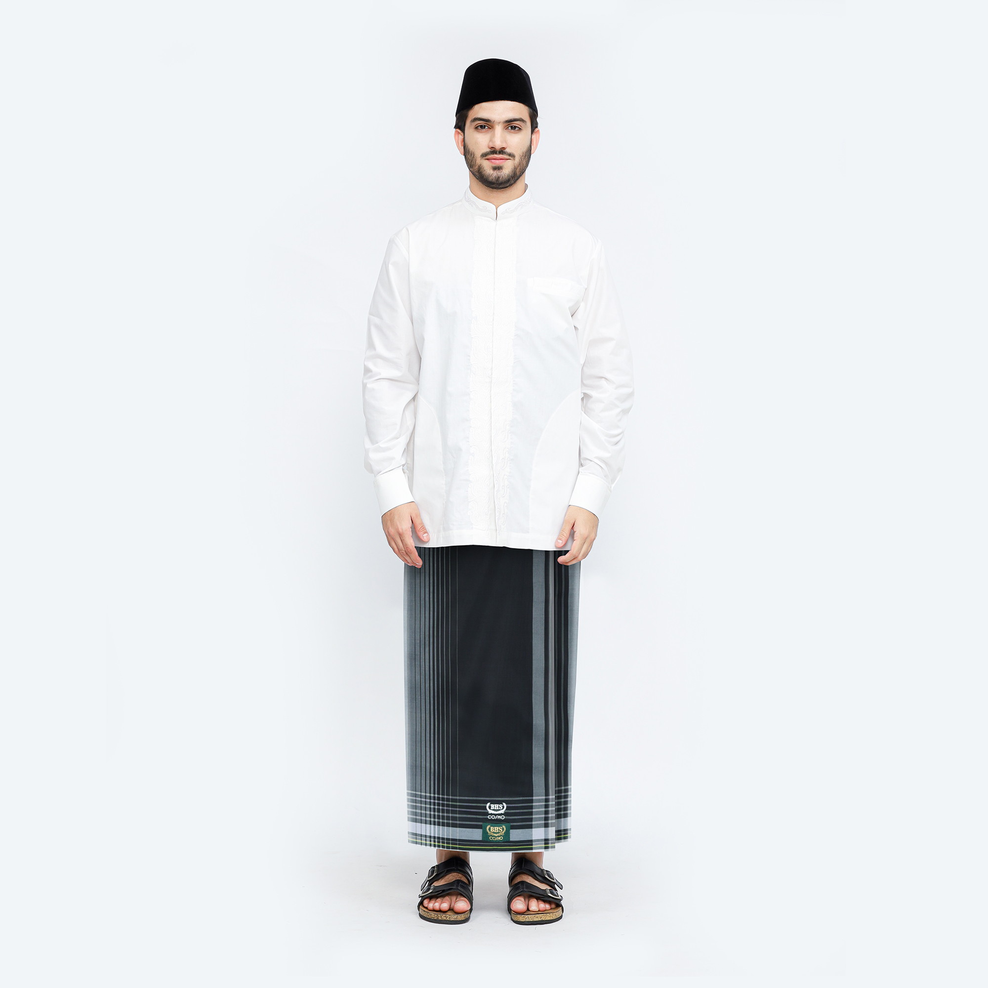 Sarung BHS Cosmo Gold Motif K26 PPC Hitam Abu 02