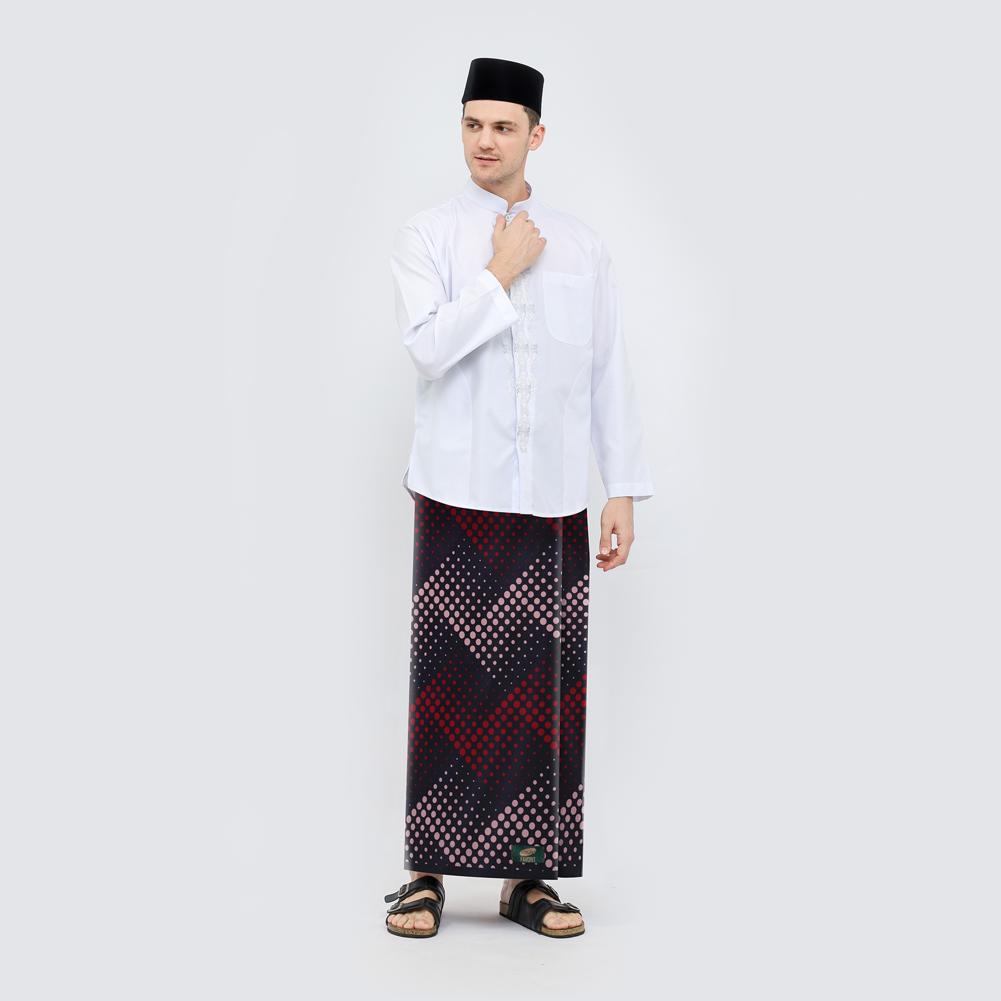 Sarung ATLAS Favorit Serasi Motif BHS IMG Hitam Merah