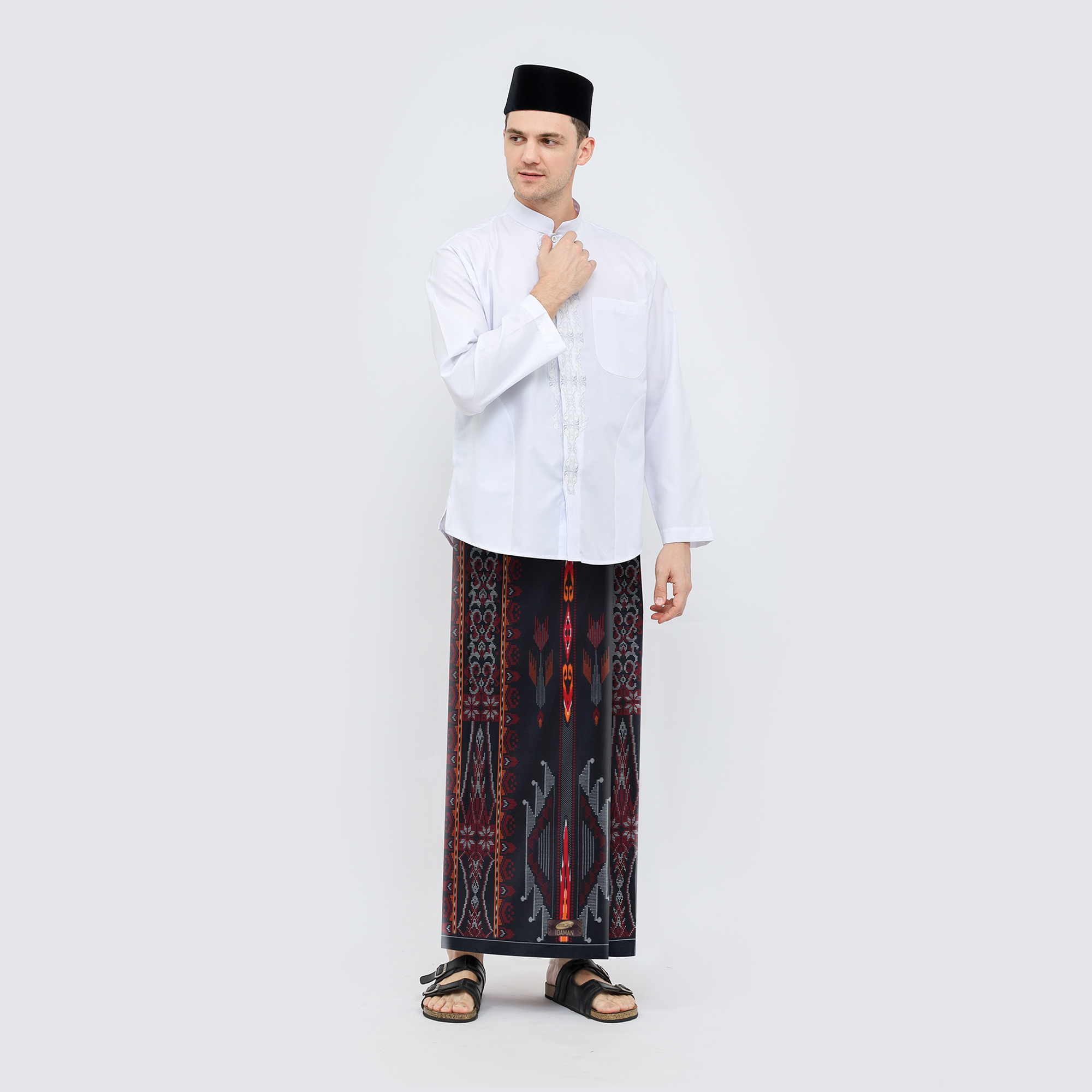 Sarung ATLAS Idaman 555 Kembang Motif BHS A5 GSK Hitam Merah