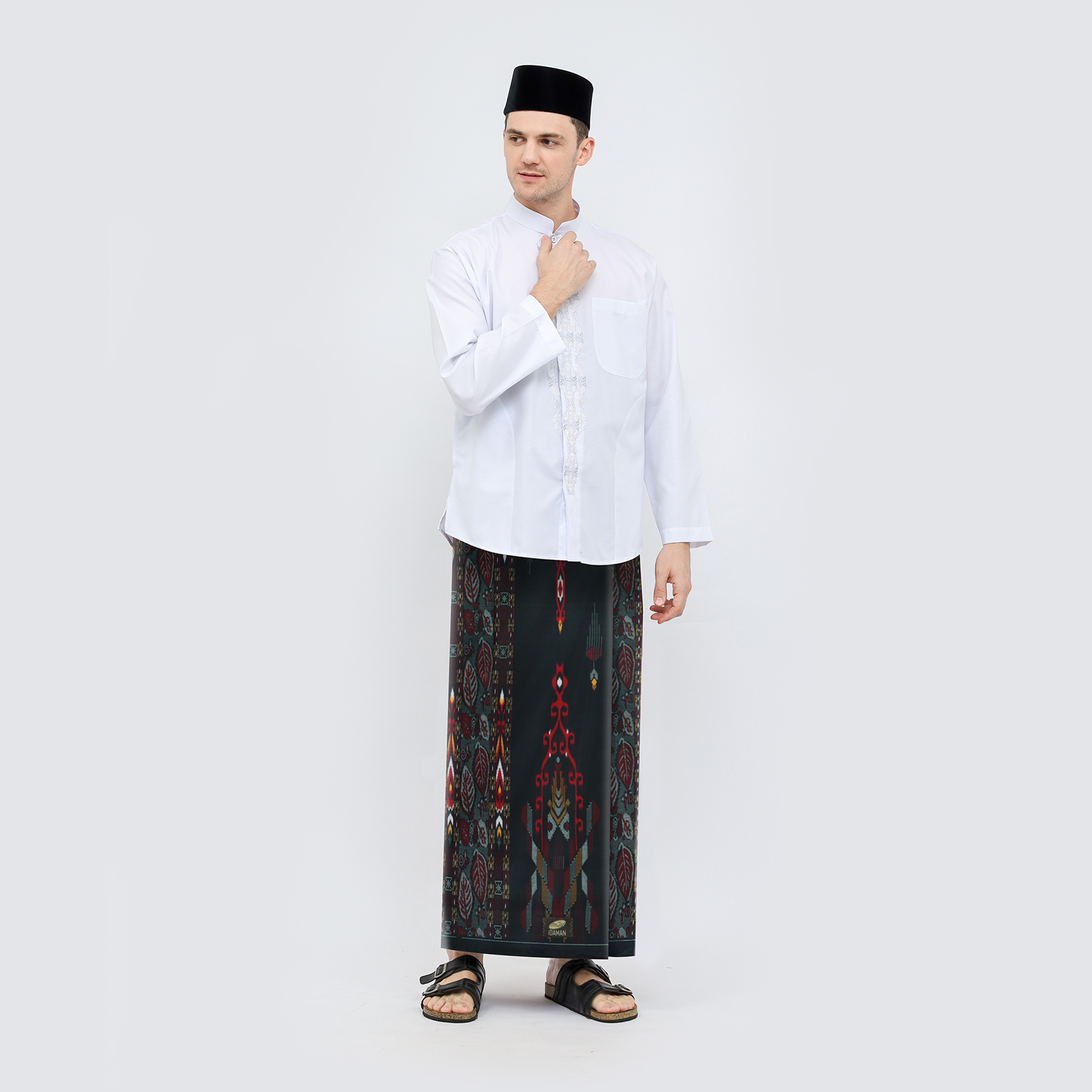 Sarung ATLAS Idaman 555 Kembang Motif BHS A5 GSN Hitam Merah