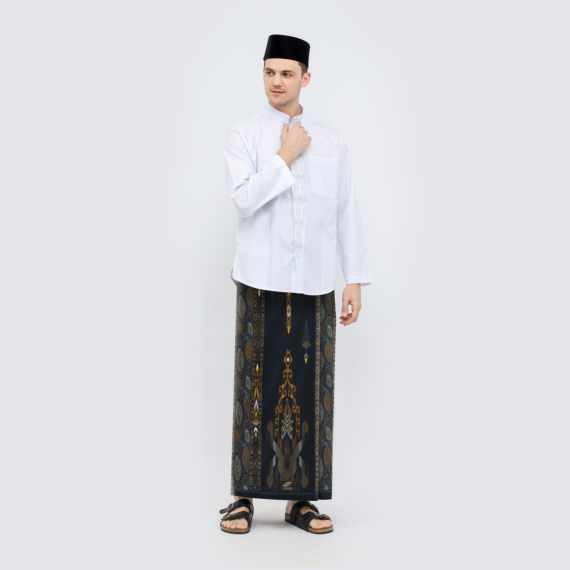 Sarung ATLAS Idaman 555 Kembang Motif BHS A5 GSN Hitam Olive