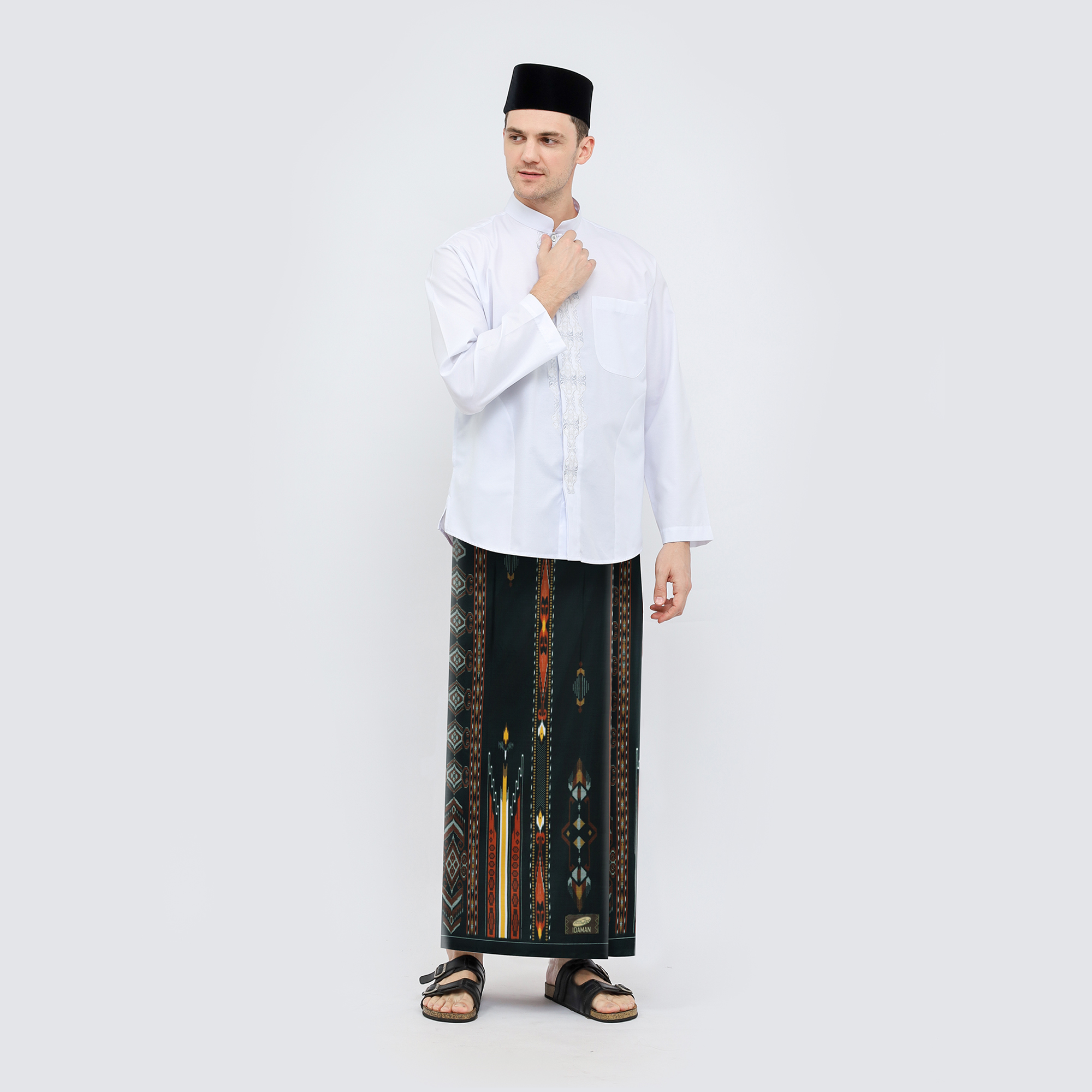 Sarung ATLAS Idaman 555 Kembang Motif BHS A5 GSL Hitam Orange