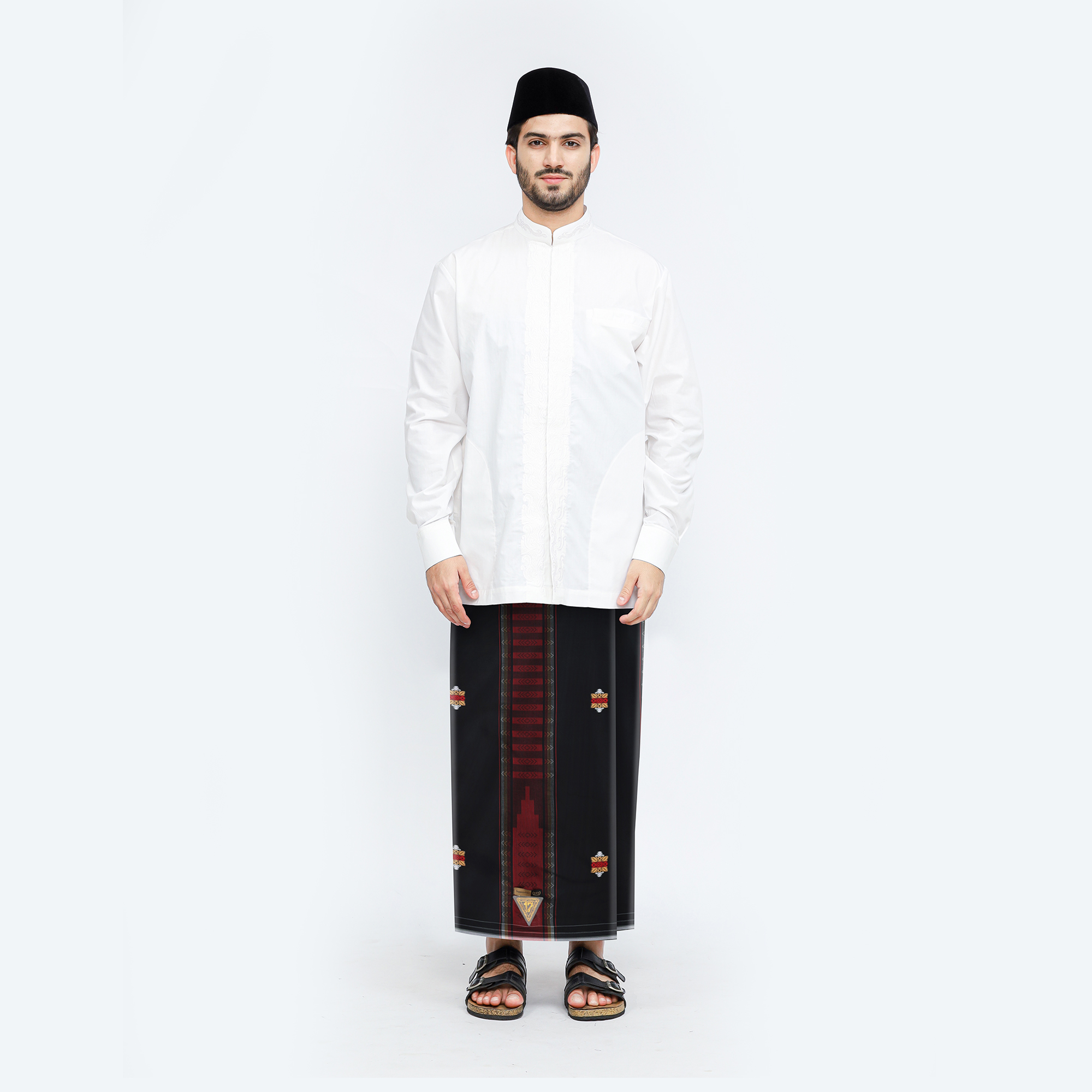 Sarung Tujuh Belas Y23-SDB Hitam Merah