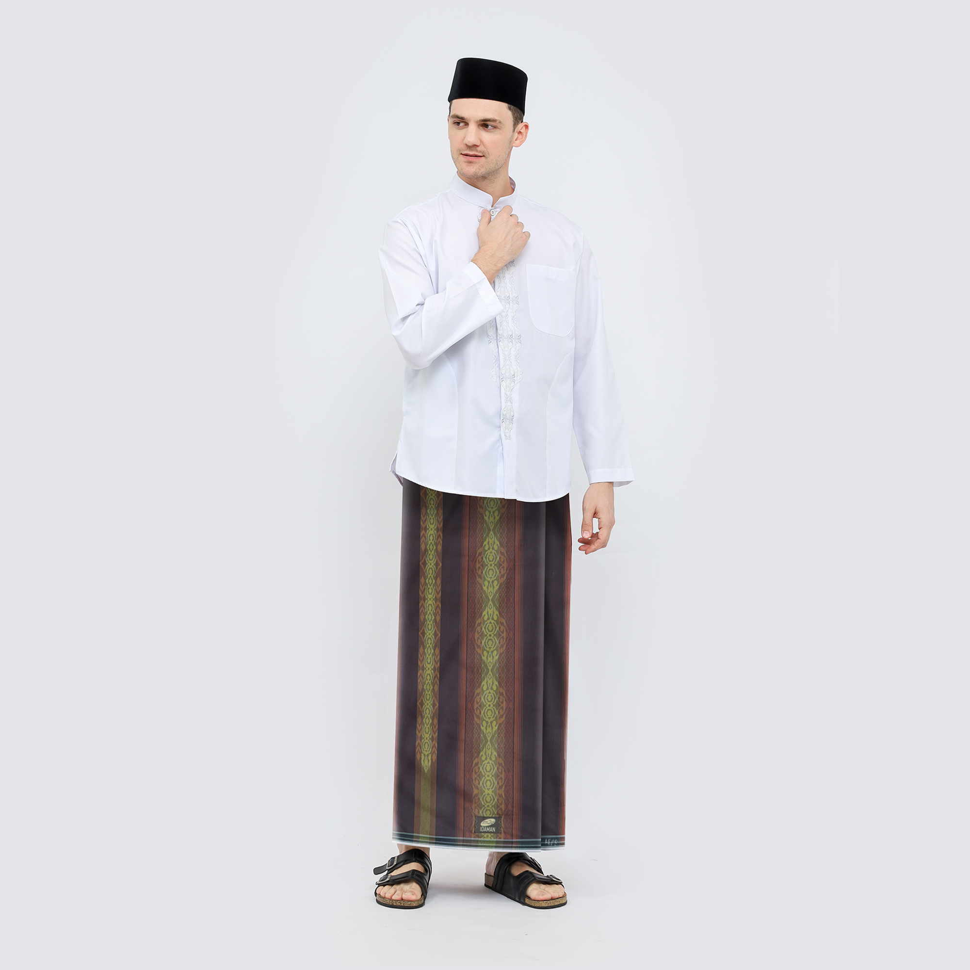 Sarung ATLAS Idaman 590 Jacquard Classic Motif A5-JPA Coklat Muda