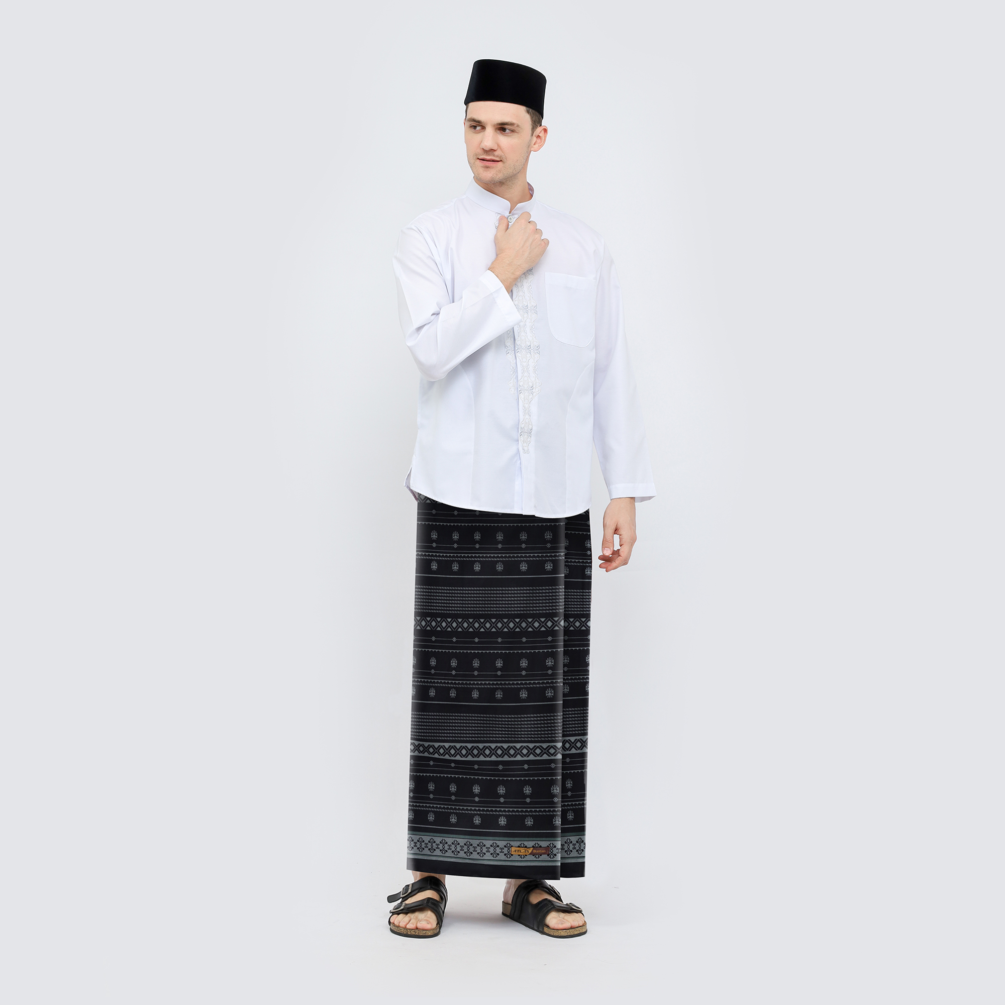 Sarung ATLAS Bustan Series Ternate Black