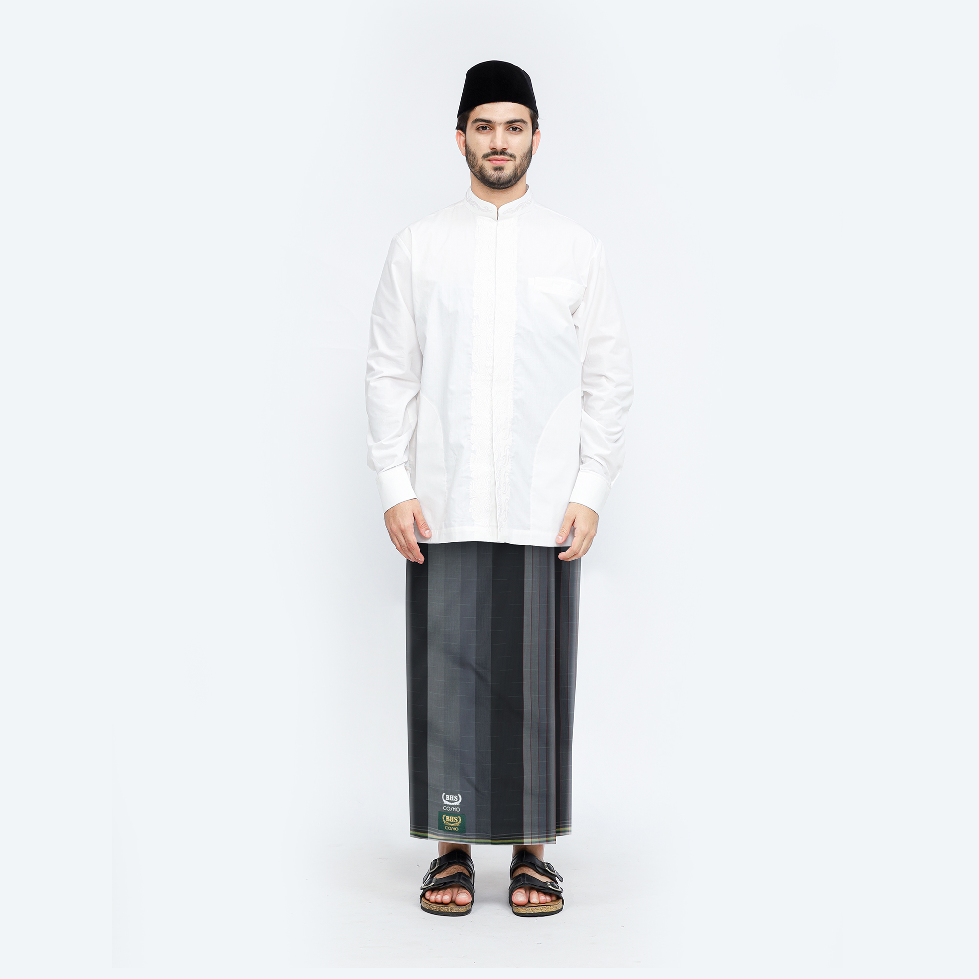 Sarung BHS Cosmo Gold Motif K26 PPT Hitam Merah 01